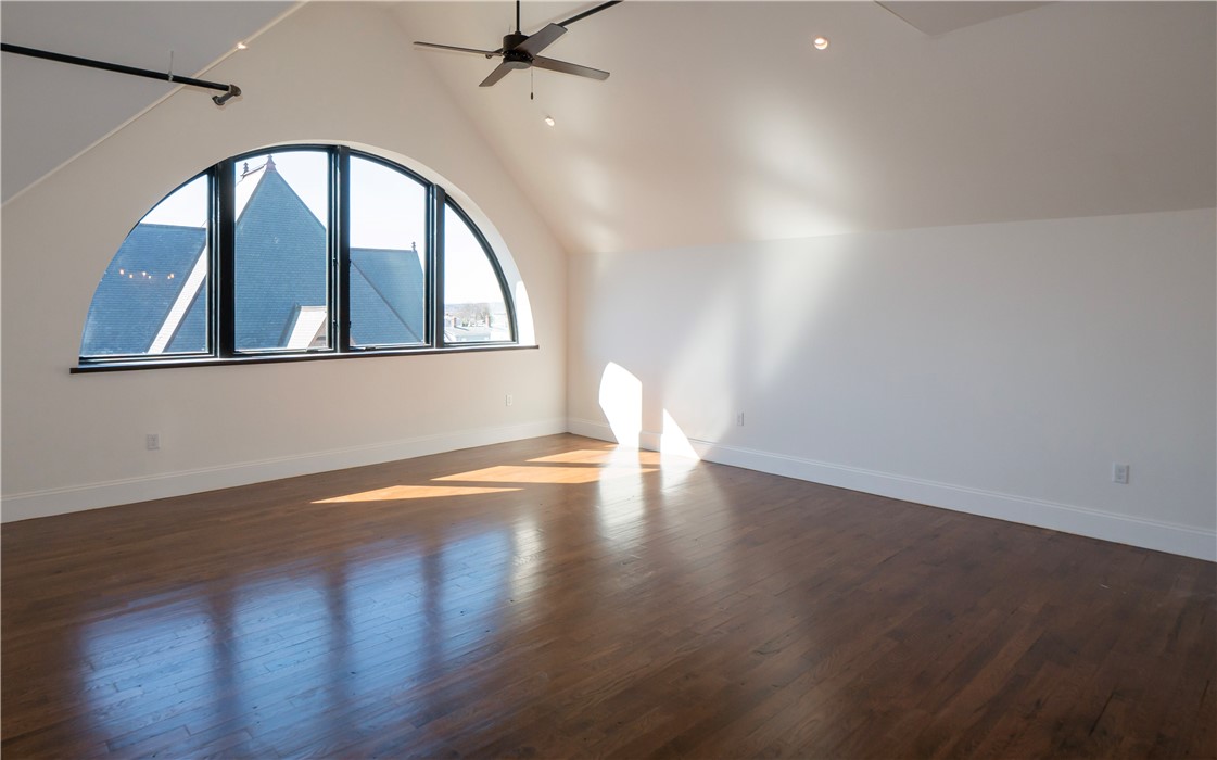 15 Cranston Avenue 14