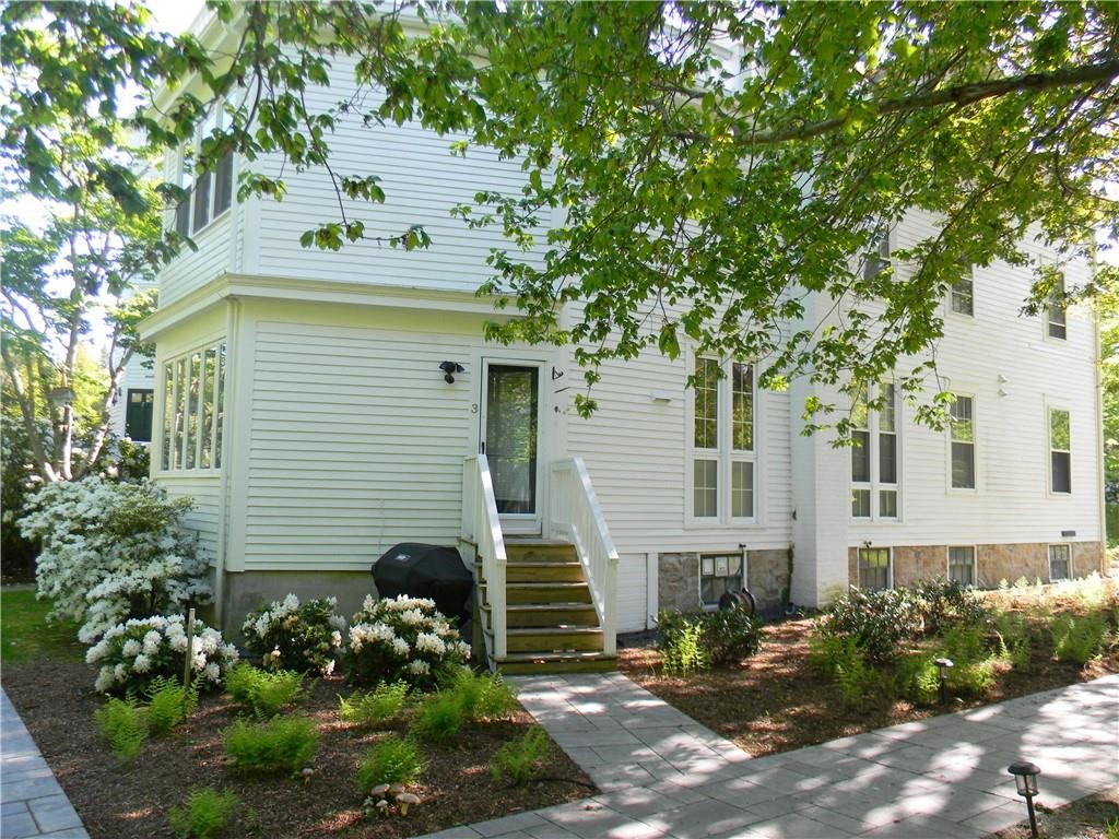 446 Bellevue Avenue 3