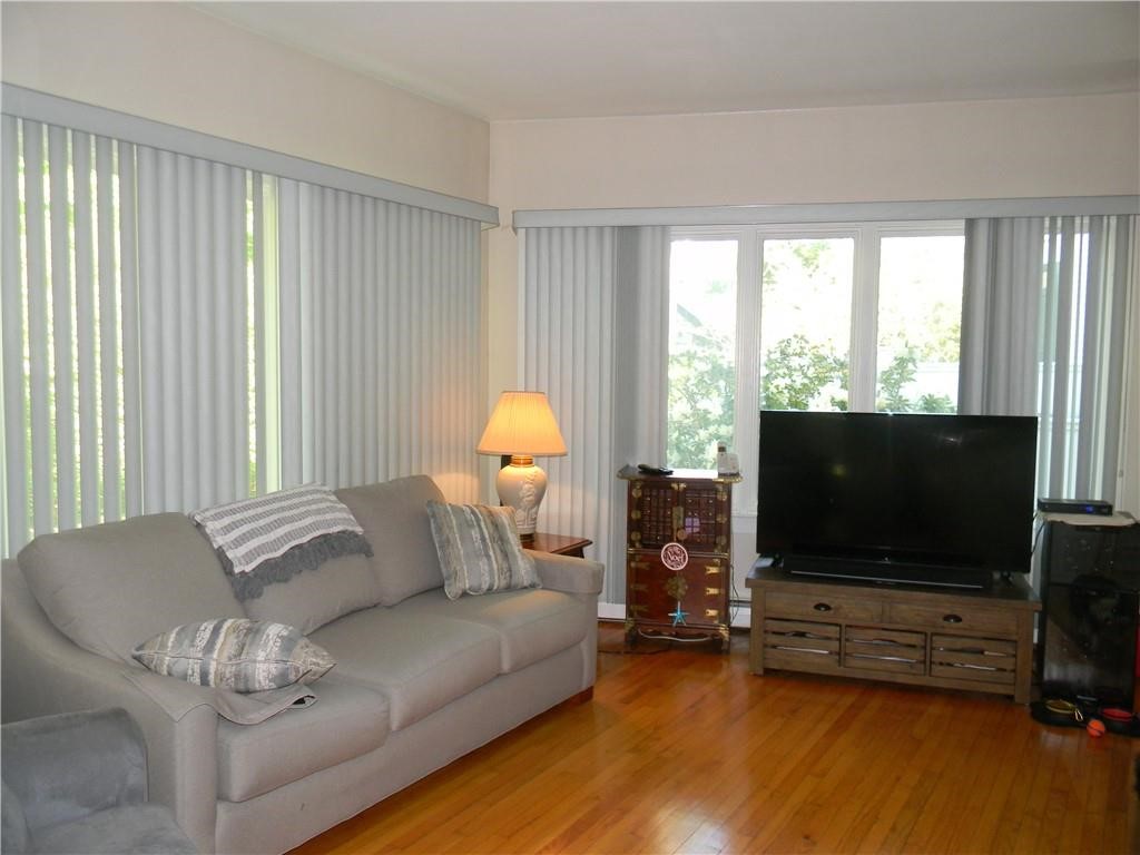 446 Bellevue Avenue 3