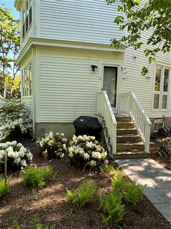 446 Bellevue Avenue 3