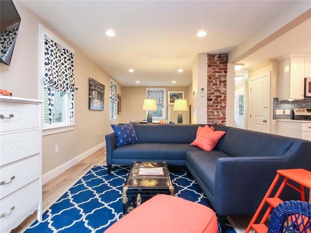 13 Lucas Avenue