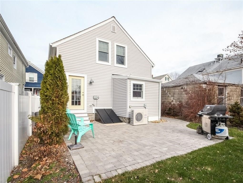 13 Lucas Avenue
