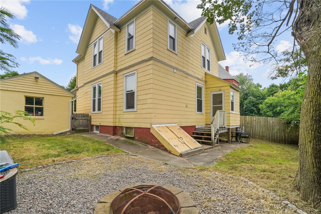 302 Blackstone Street