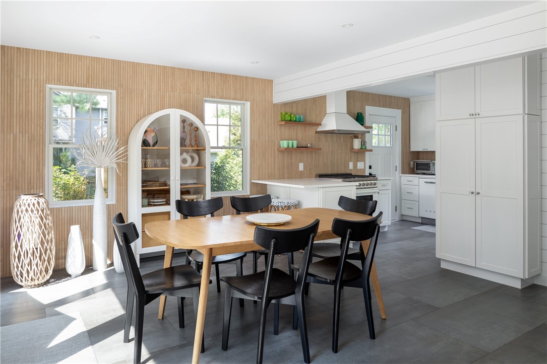 2 Scull Street