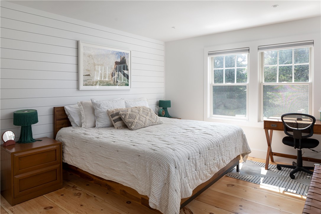 2 Scull Street