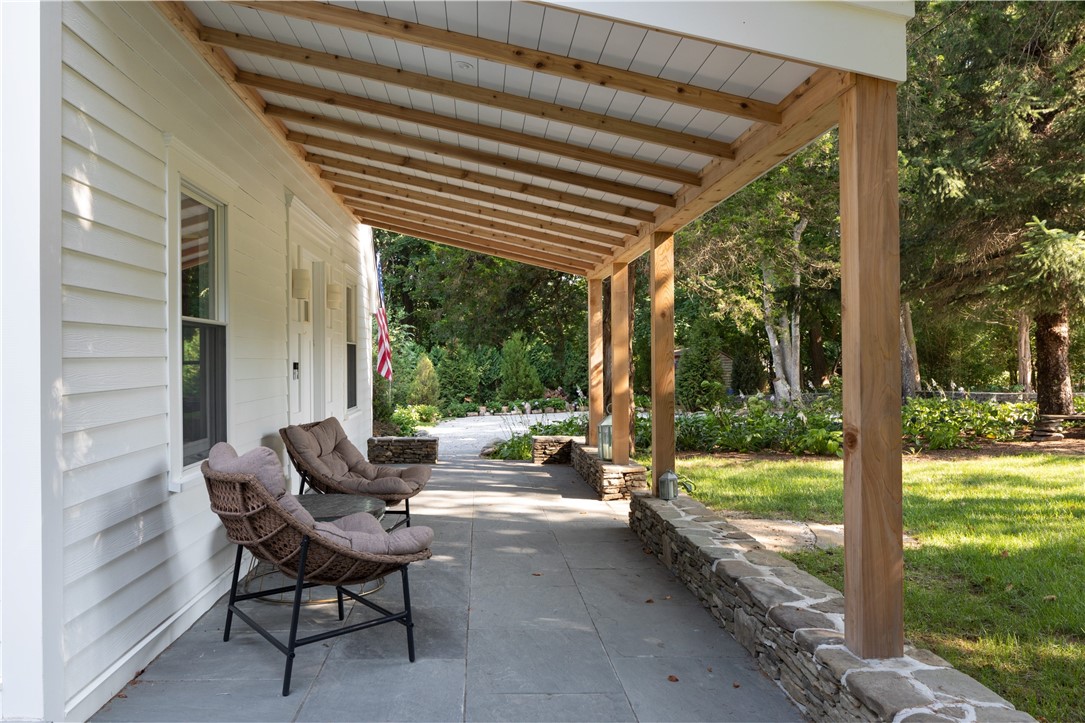 2 Scull Street