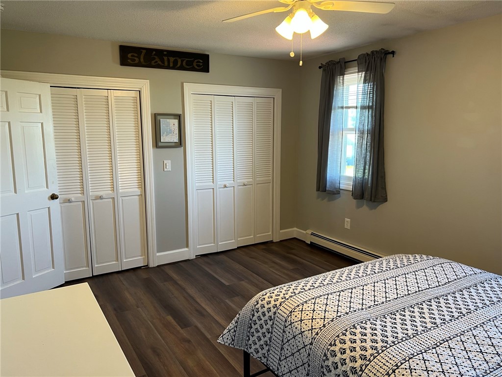 223 Oliphant Lane A
