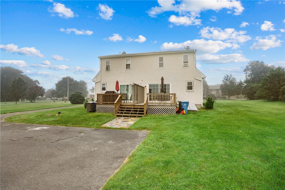 223 Oliphant Lane B