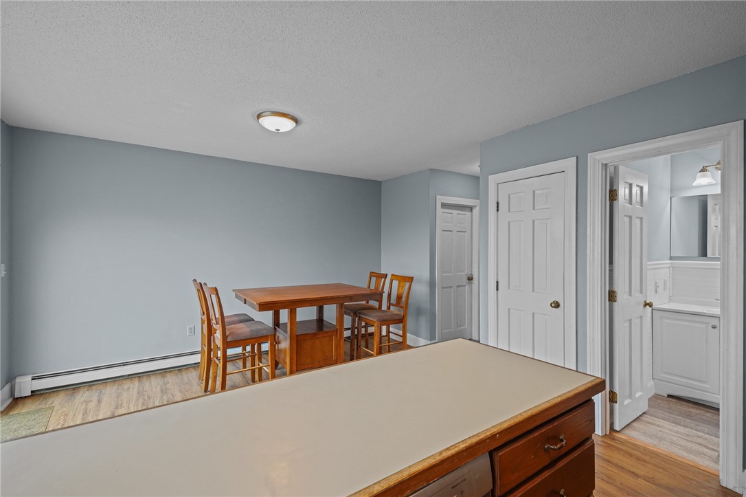 223 Oliphant Lane B