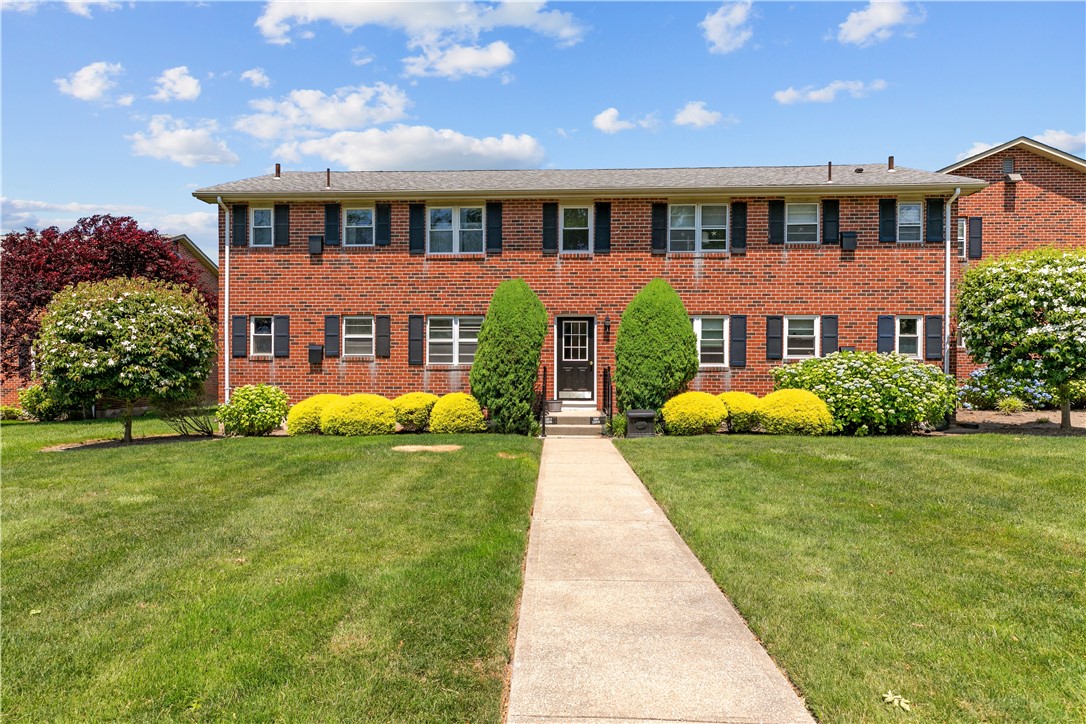 70 Carroll Avenue 1210