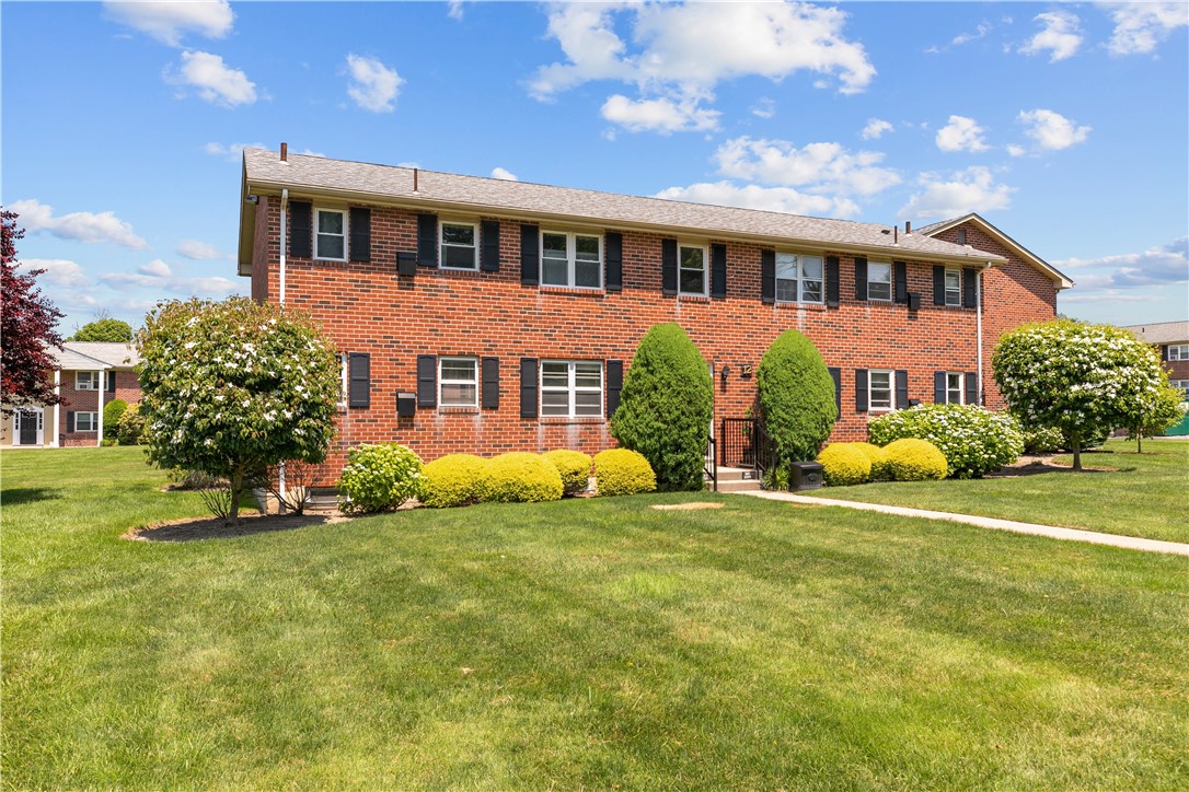 70 Carroll Avenue 1210