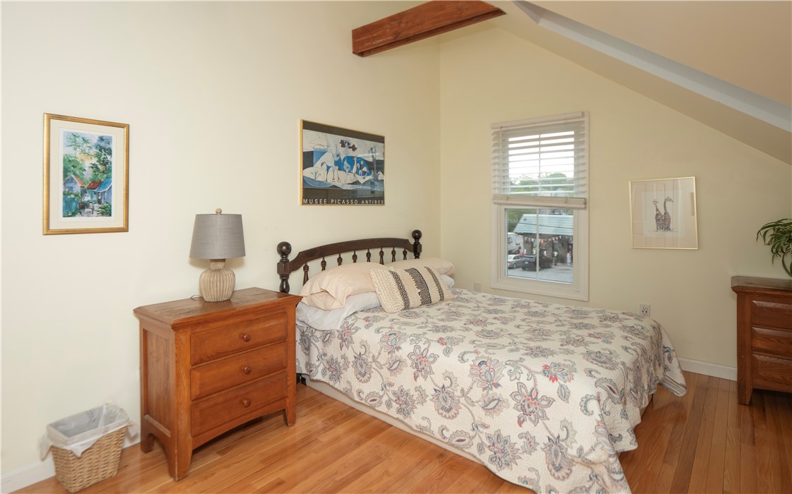 7 Carroll Avenue 3