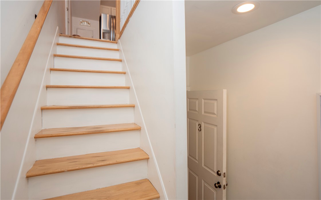 7 Carroll Avenue 3