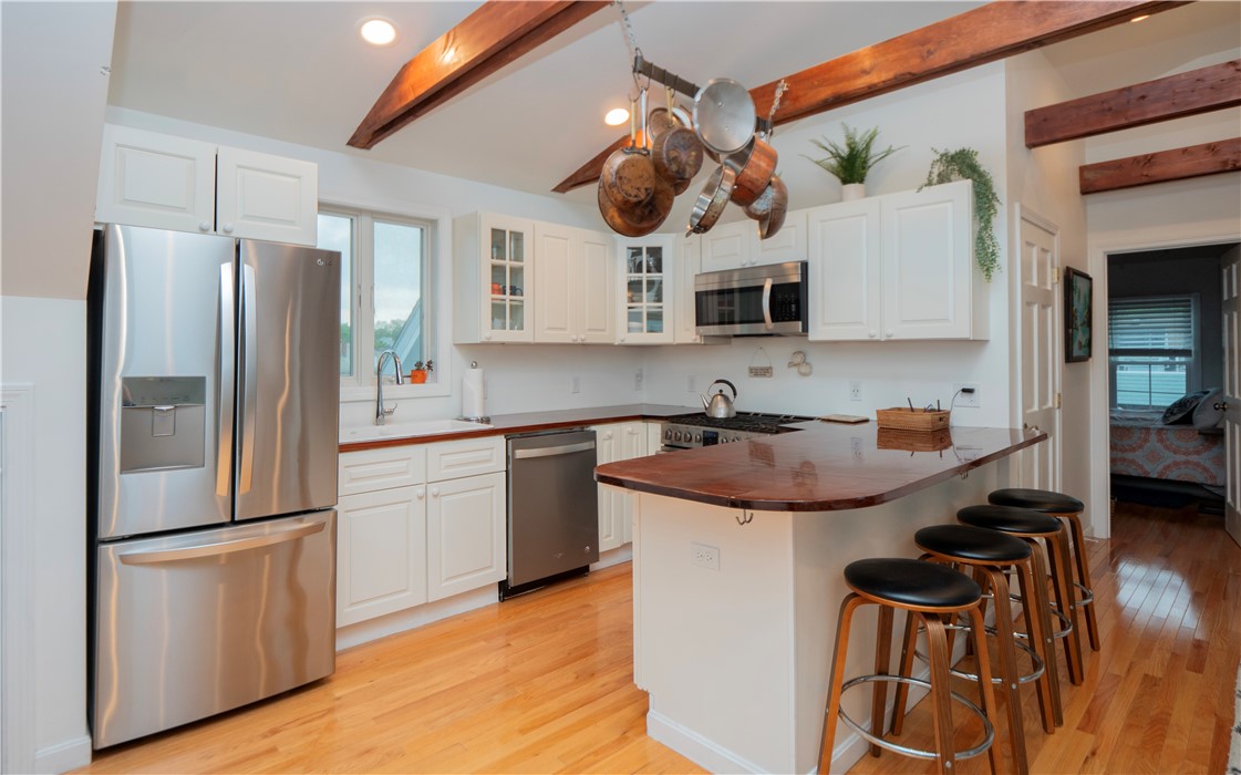 7 Carroll Avenue 3