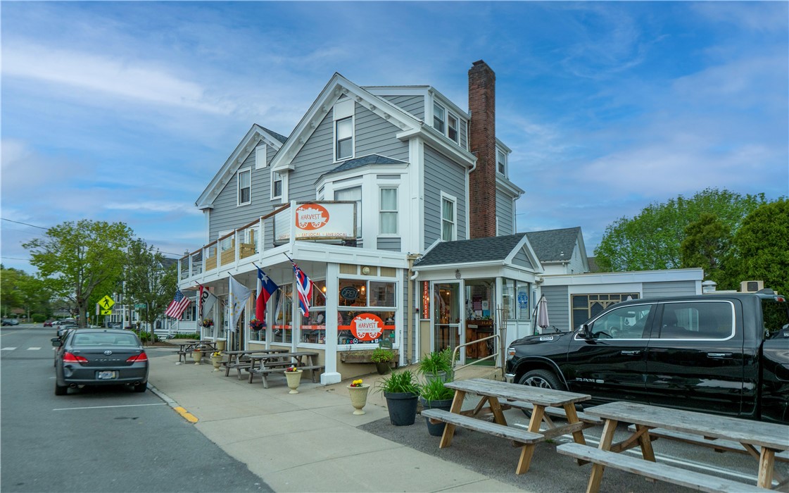 7 Carroll Avenue 3