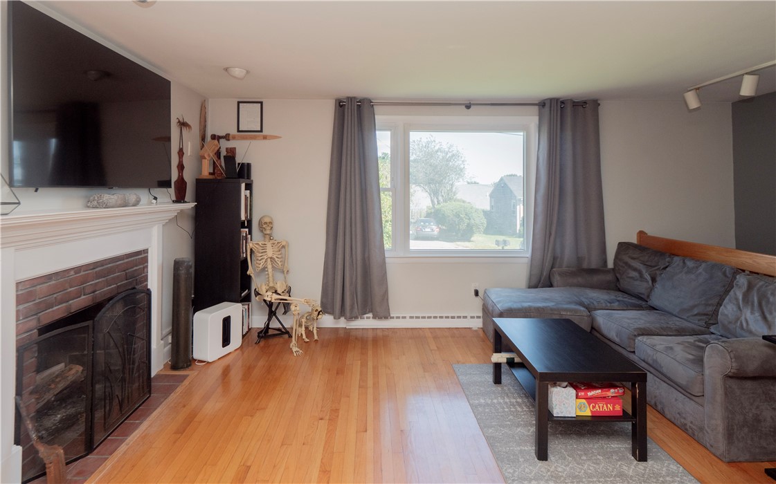 28 Silva Avenue
