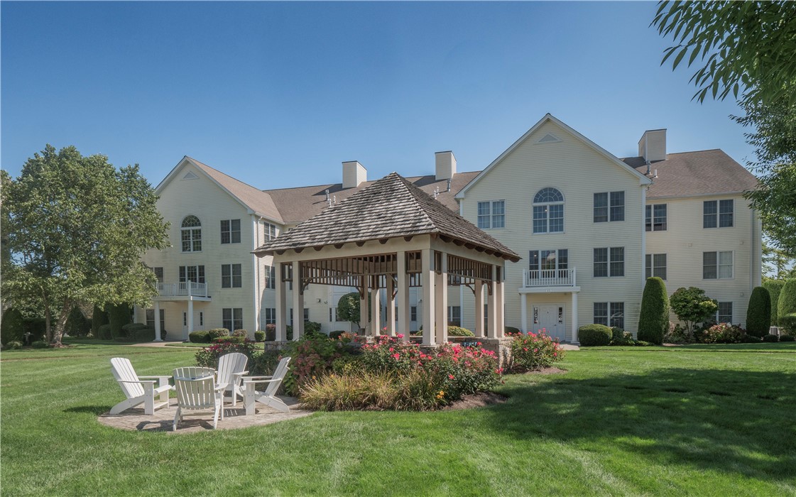 15 Saw Mill Drive 205