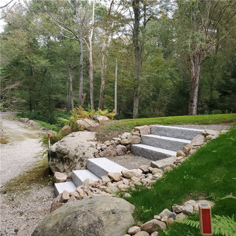 23 Tug Hollow Road