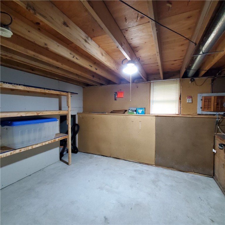 23 Tug Hollow Road
