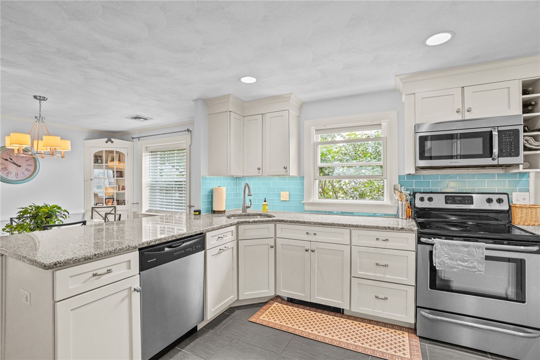372 Manor Drive