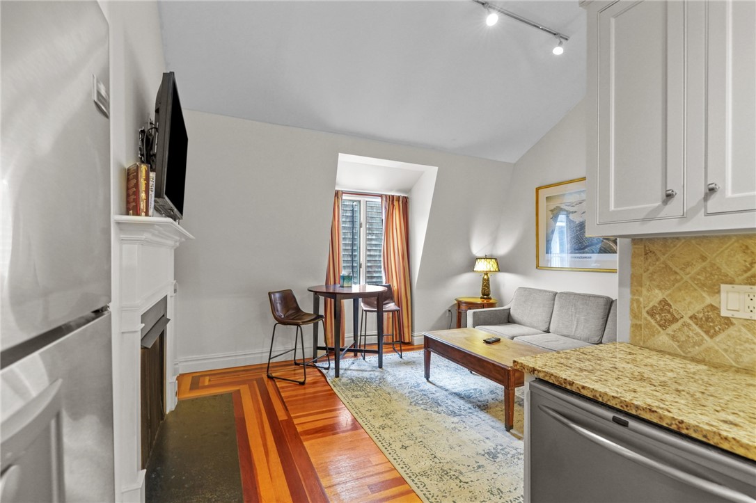 14 Pelham Street 8