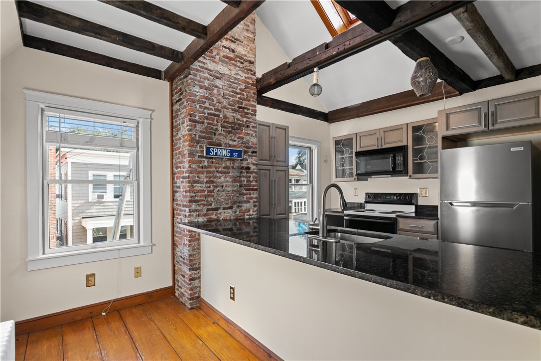 3 Spring Street 3