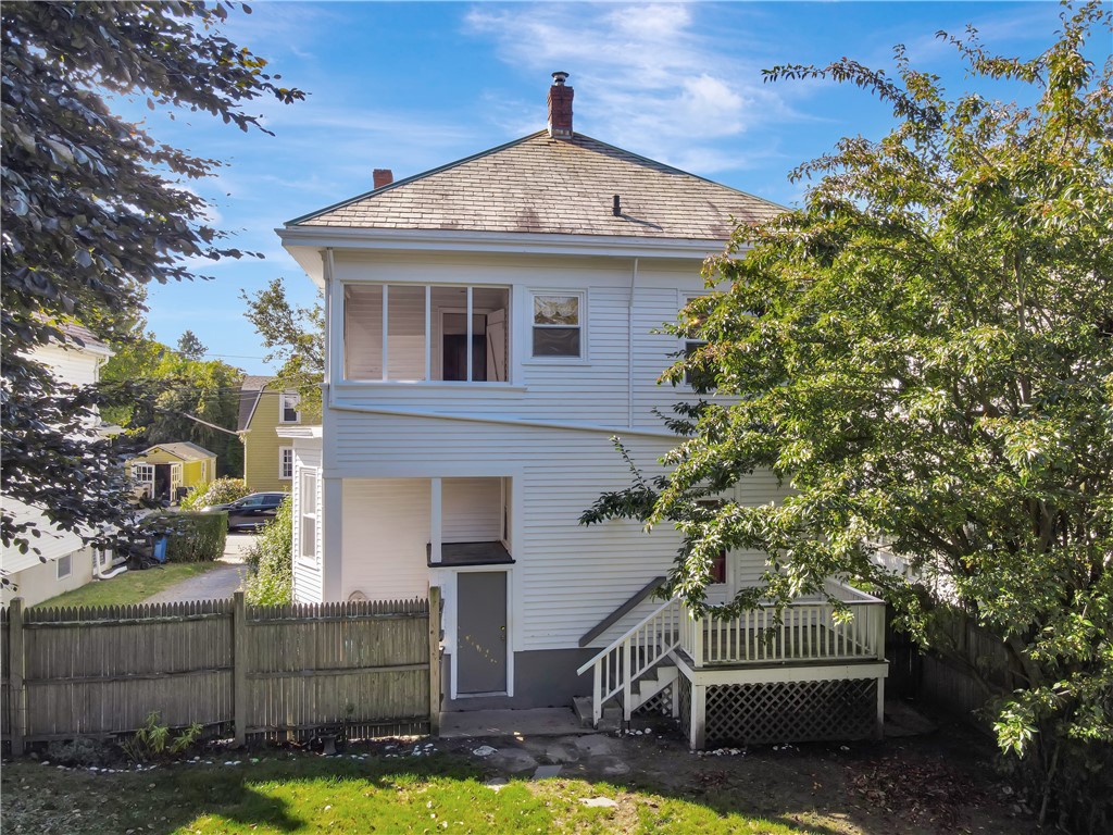 19 Peckham Avenue