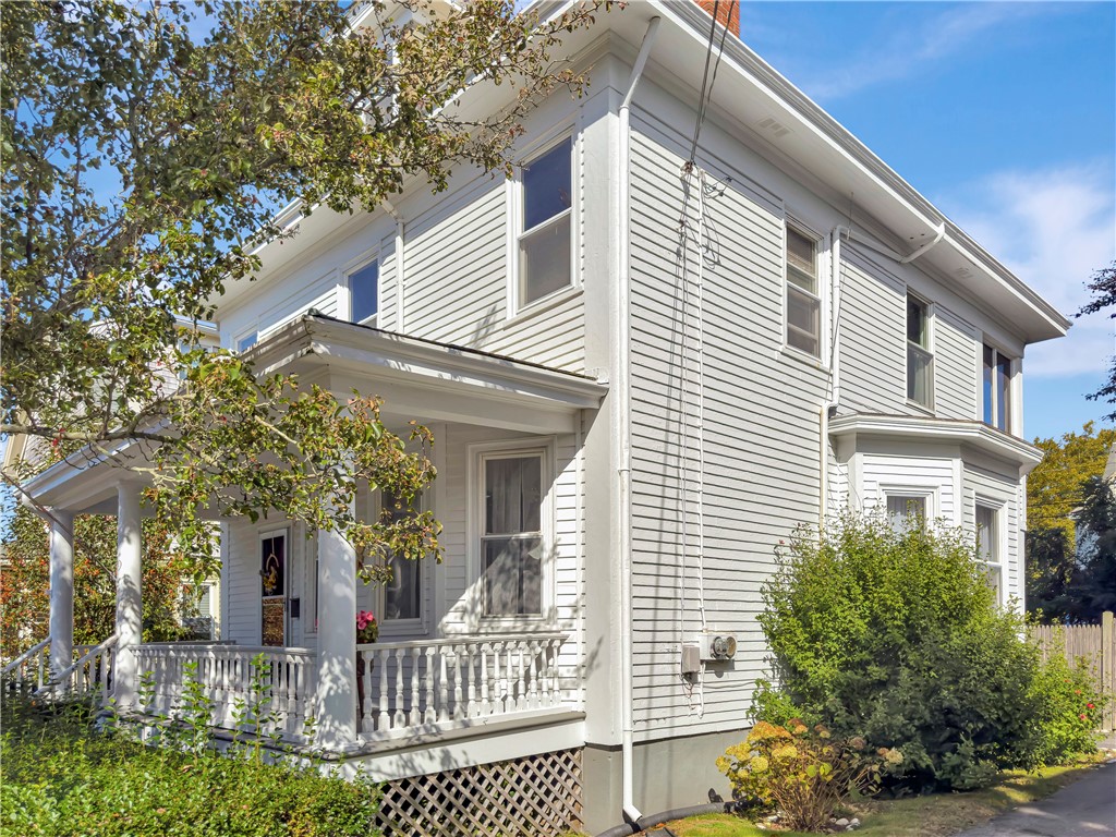 19 Peckham Avenue