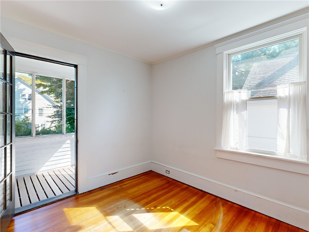 19 Peckham Avenue