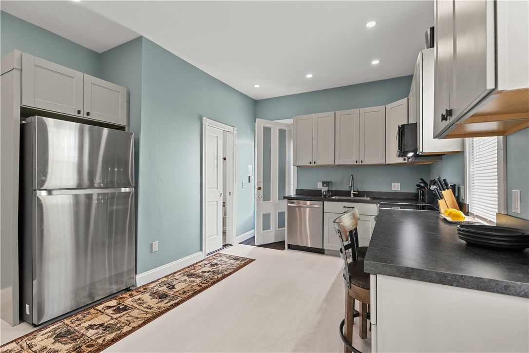 18 Everett Street 2