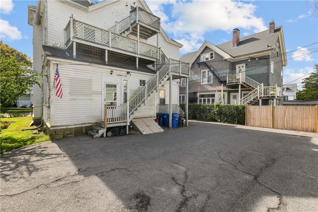 18 Everett Street 2