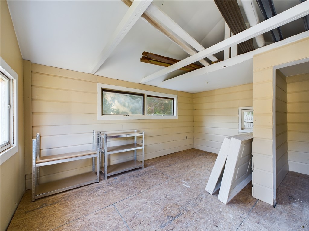 226 Plum Point Road