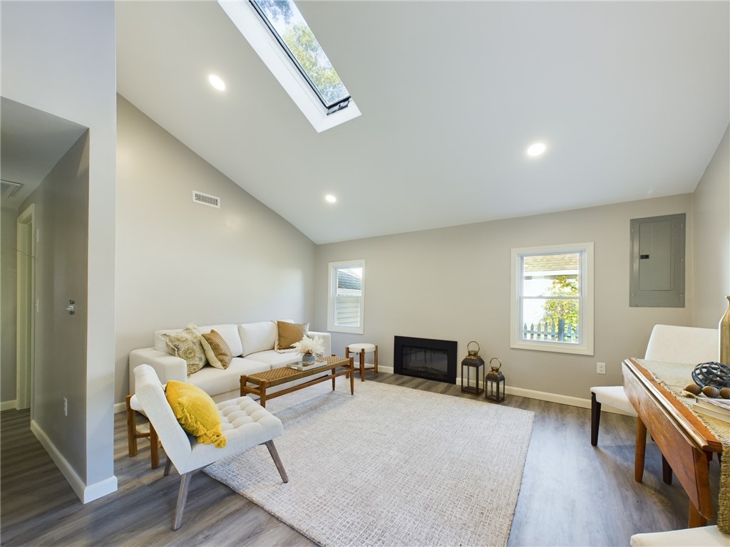 226 Plum Point Road