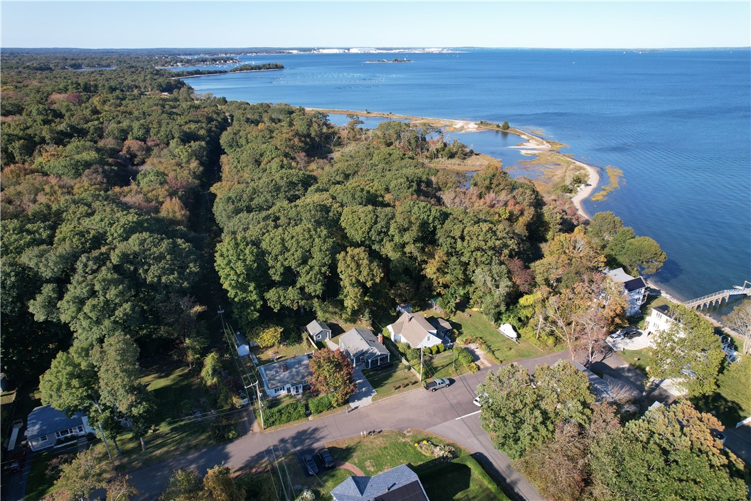 226 Plum Point Road