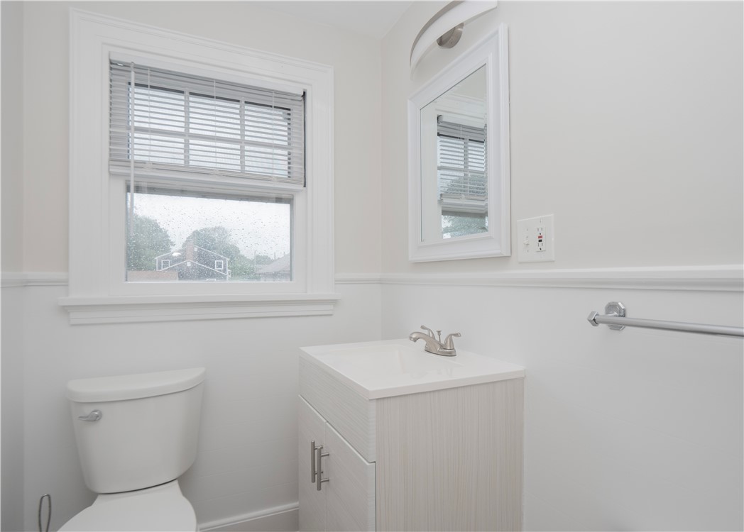 118 Ruggles Avenue 201