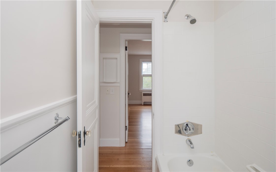 118 Ruggles Avenue 201