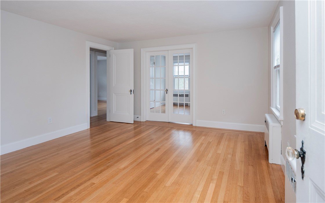 118 Ruggles Avenue 201