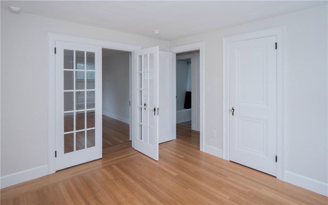 118 Ruggles Avenue 201