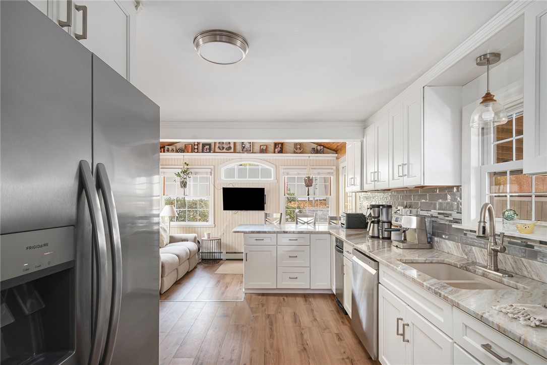 24 West View Avenue