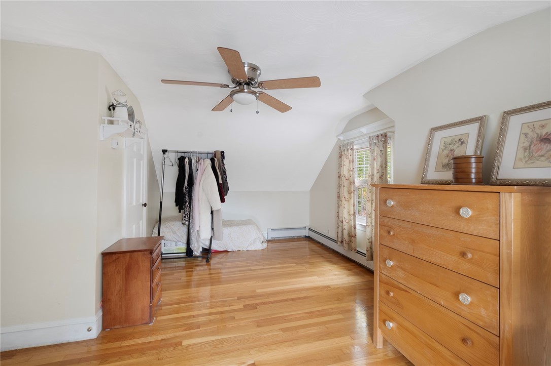 24 West View Avenue