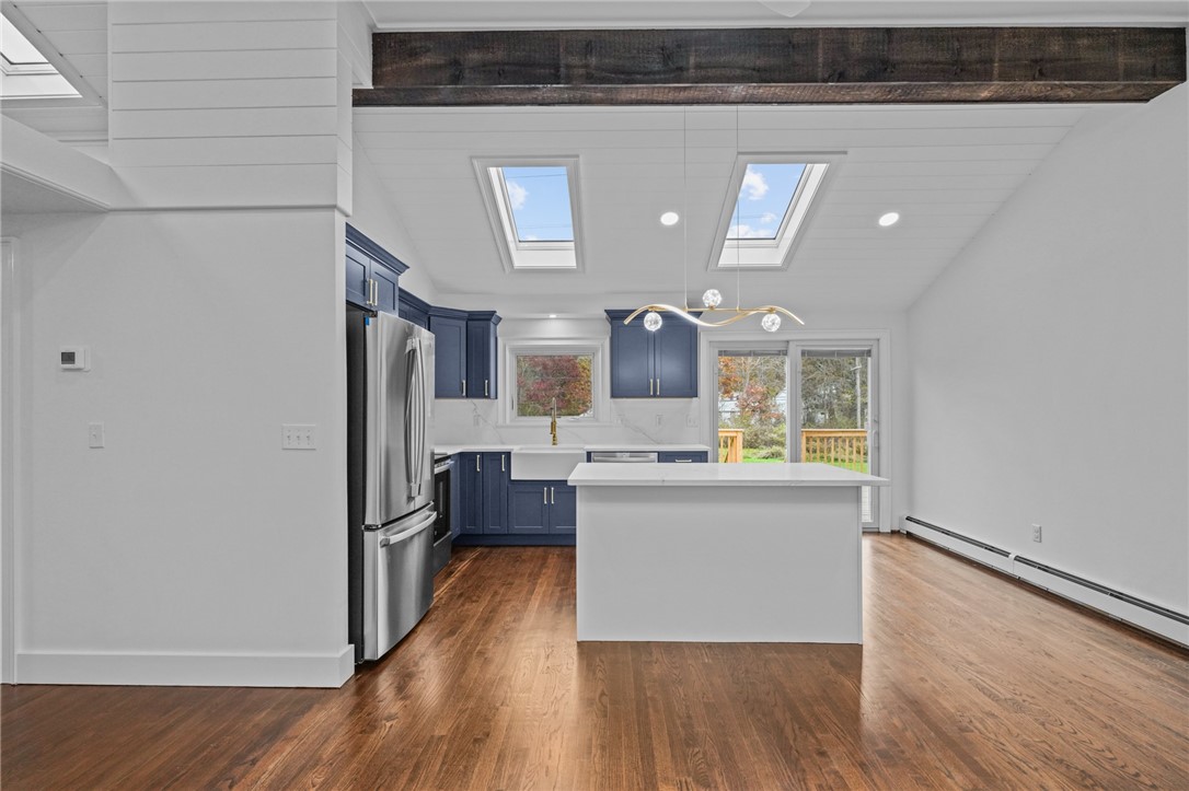 17 Longmeadow Road