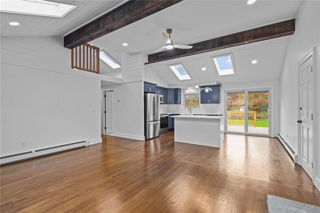 17 Longmeadow Road