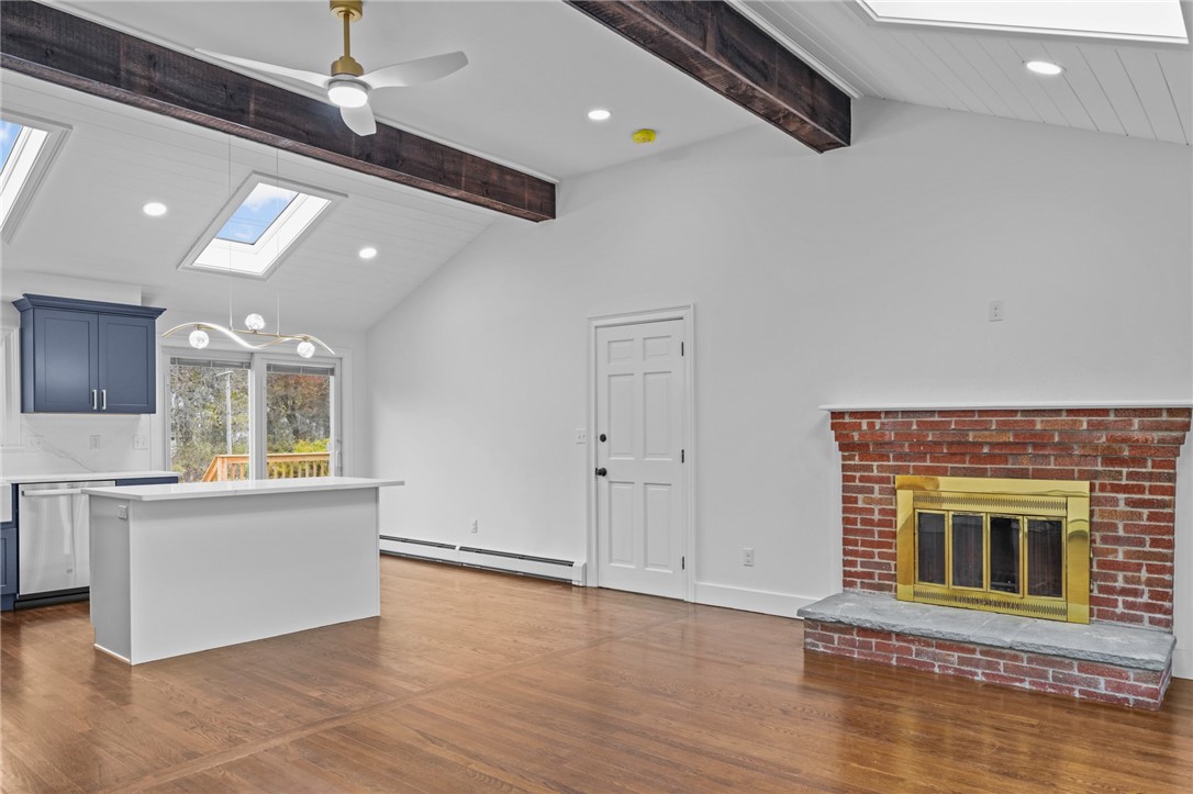 17 Longmeadow Road