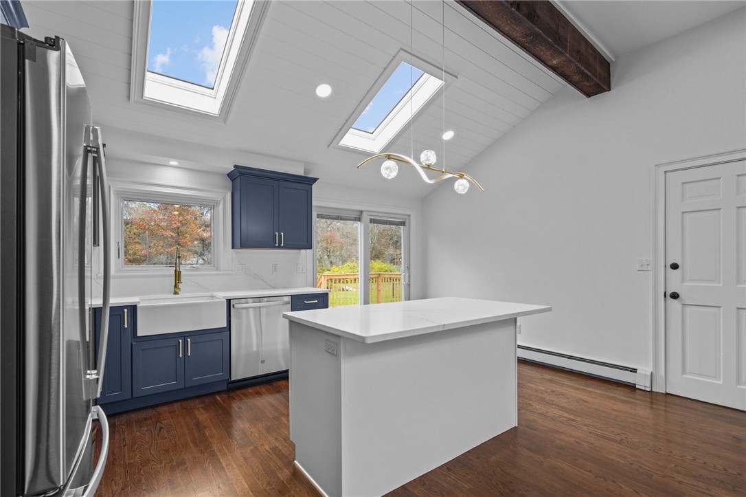 17 Longmeadow Road