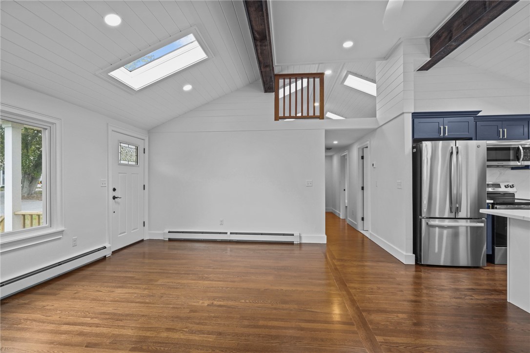 17 Longmeadow Road