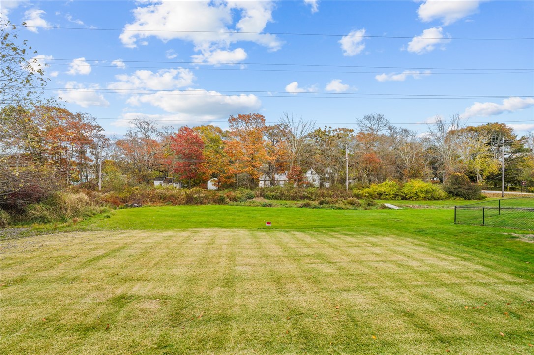 17 Longmeadow Road