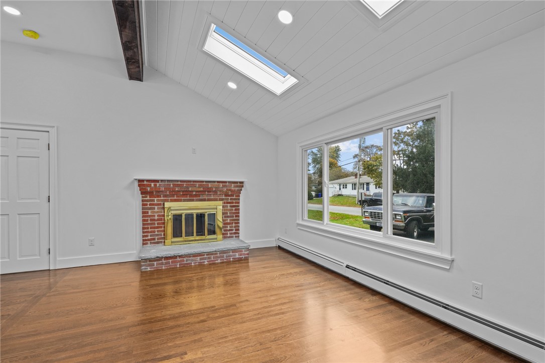 17 Longmeadow Road