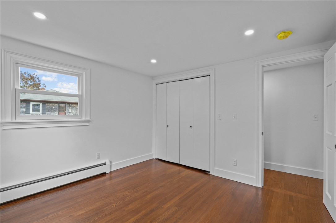 17 Longmeadow Road