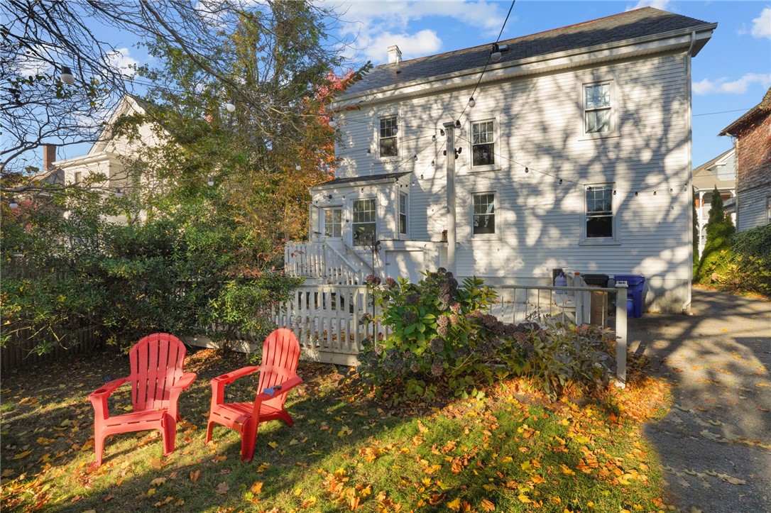 10 Peckham Avenue