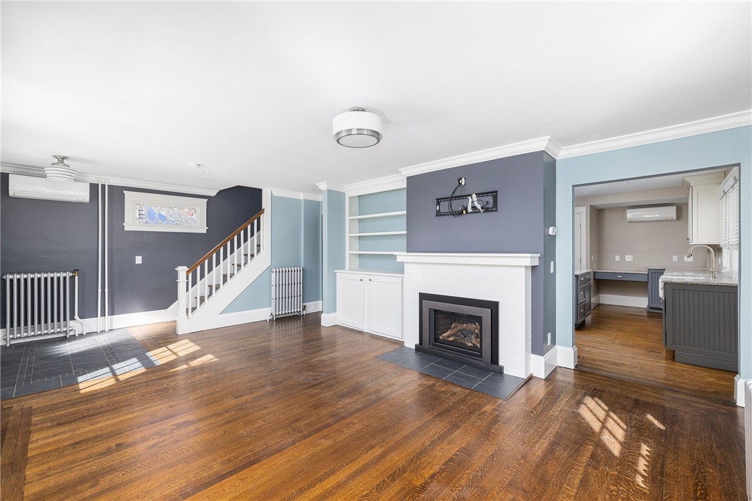 4 Sherman Street